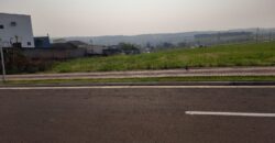 TERRENO COM 817m² DE FRENTE PARA PRAÇA NO VEDERTI III