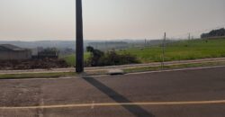 TERRENO COM 817m² DE FRENTE PARA PRAÇA NO VEDERTI III