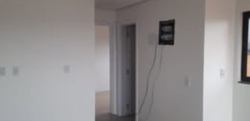 GEMINADA DE ESQUINA (SUÍTE + 1 QUARTO) NO LOTEAMENTO VEDERTI